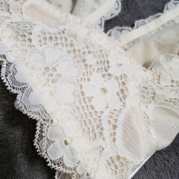 Free People Lace Halter Bralette - Picture 4 of 8
